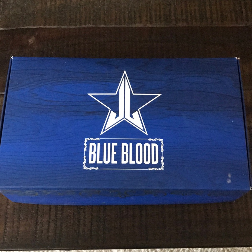 Blue blood palette